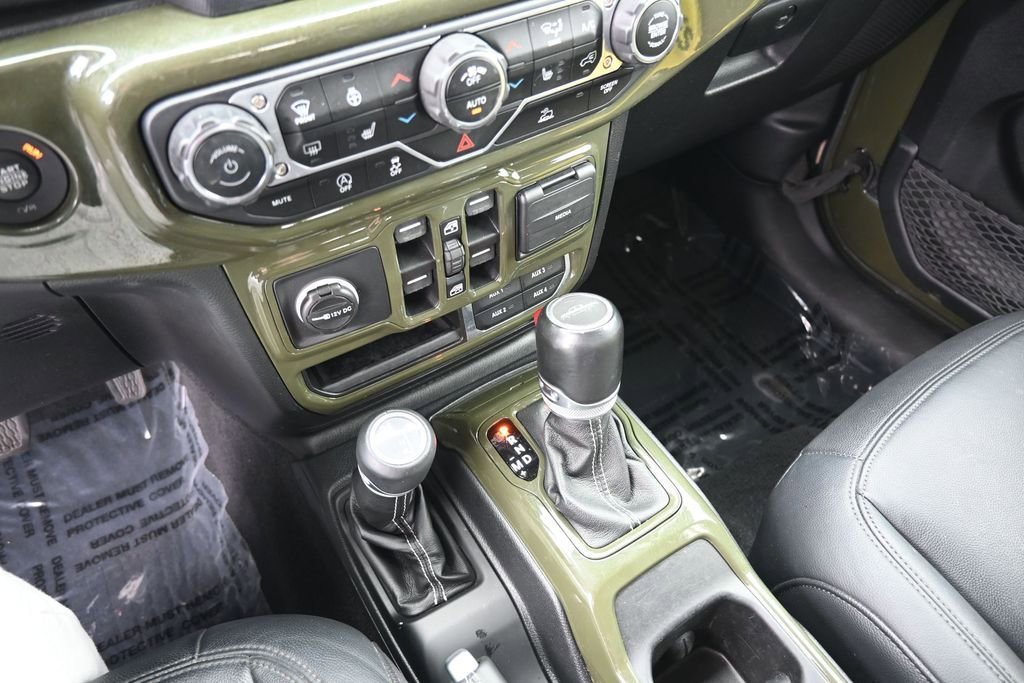Used 2021 Jeep Gladiator Overland w/ Popular Equipment Package AWD/4WD image 30