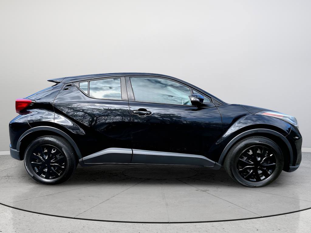Used 2021 Toyota C-HR LE image 7