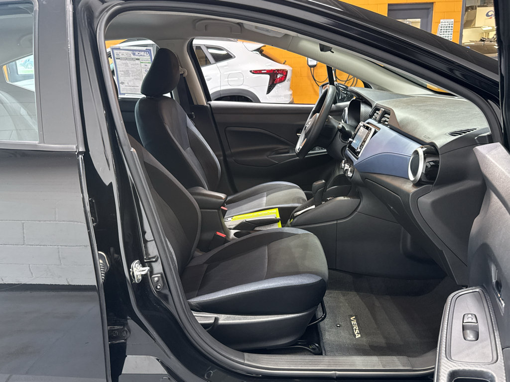 Used 2024 Nissan Versa SV FWD image 16