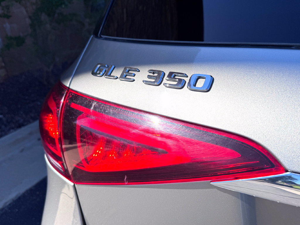 Used 2022 Mercedes-Benz GLE 350 4MATIC image 8