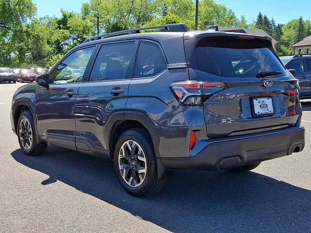 Used 2025 Subaru Forester Premium AWD/4WD image 4