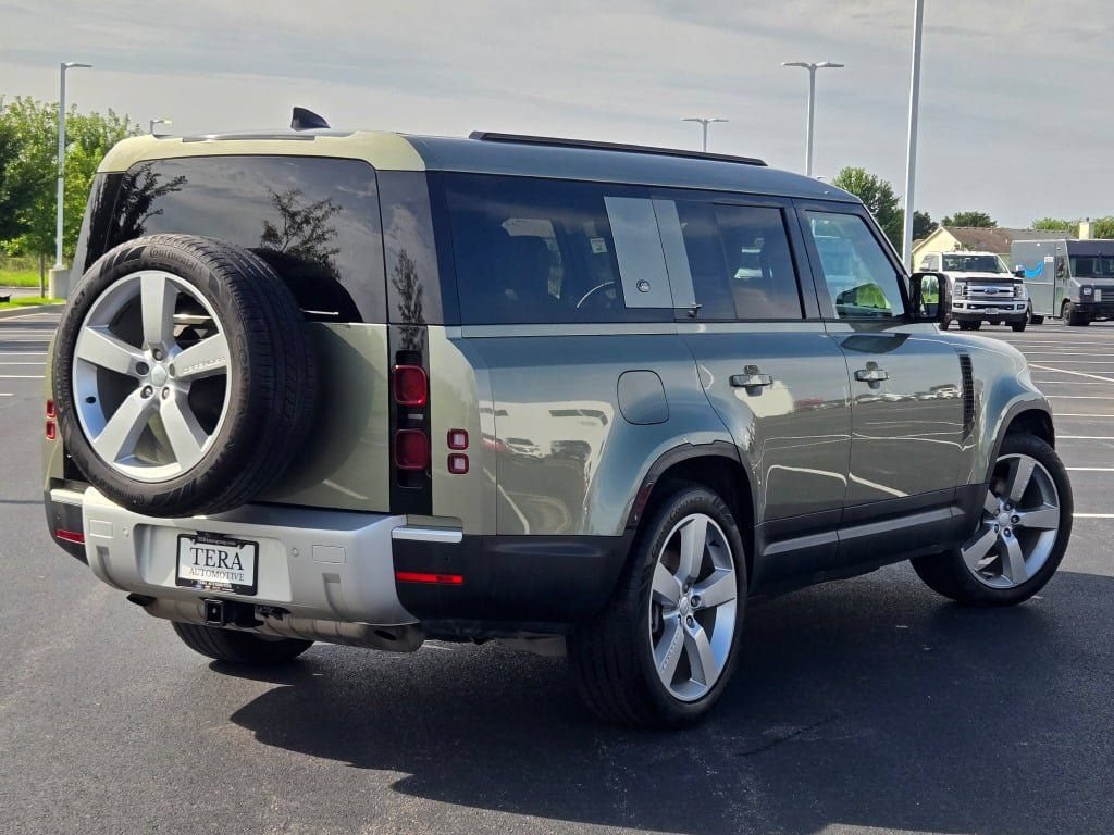 Used 2024 Land Rover Defender 130 S AWD/4WD image 12