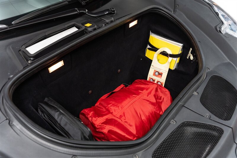 Used 2015 Ferrari 458 Speciale Coupe RWD image 53