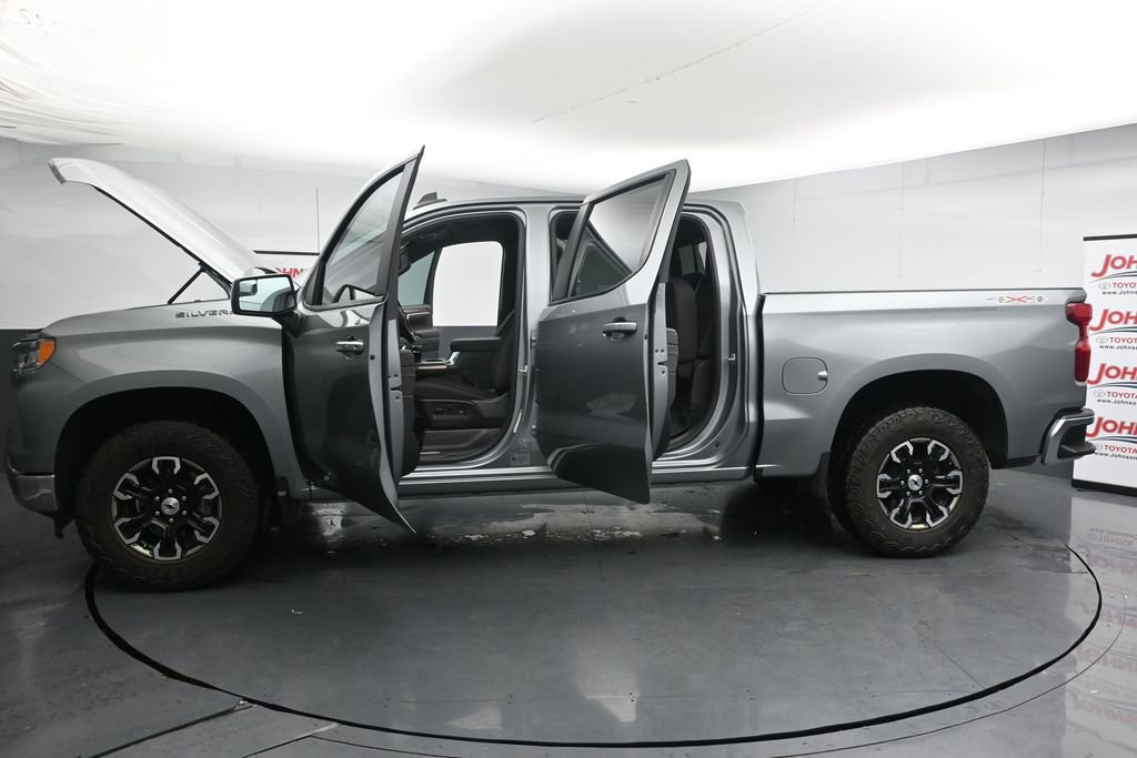 Used 2025 Chevrolet Silverado 1500 LT w/ Protection Package AWD/4WD image 42