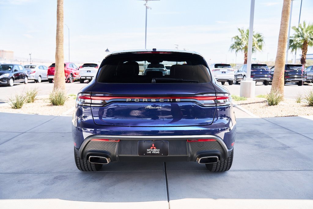 Used 2024 Porsche Macan image 7