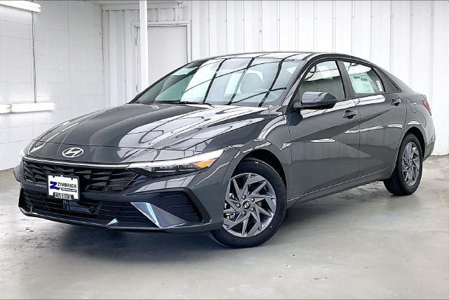 New 2026 Hyundai Elantra Hybrid FWD image 2