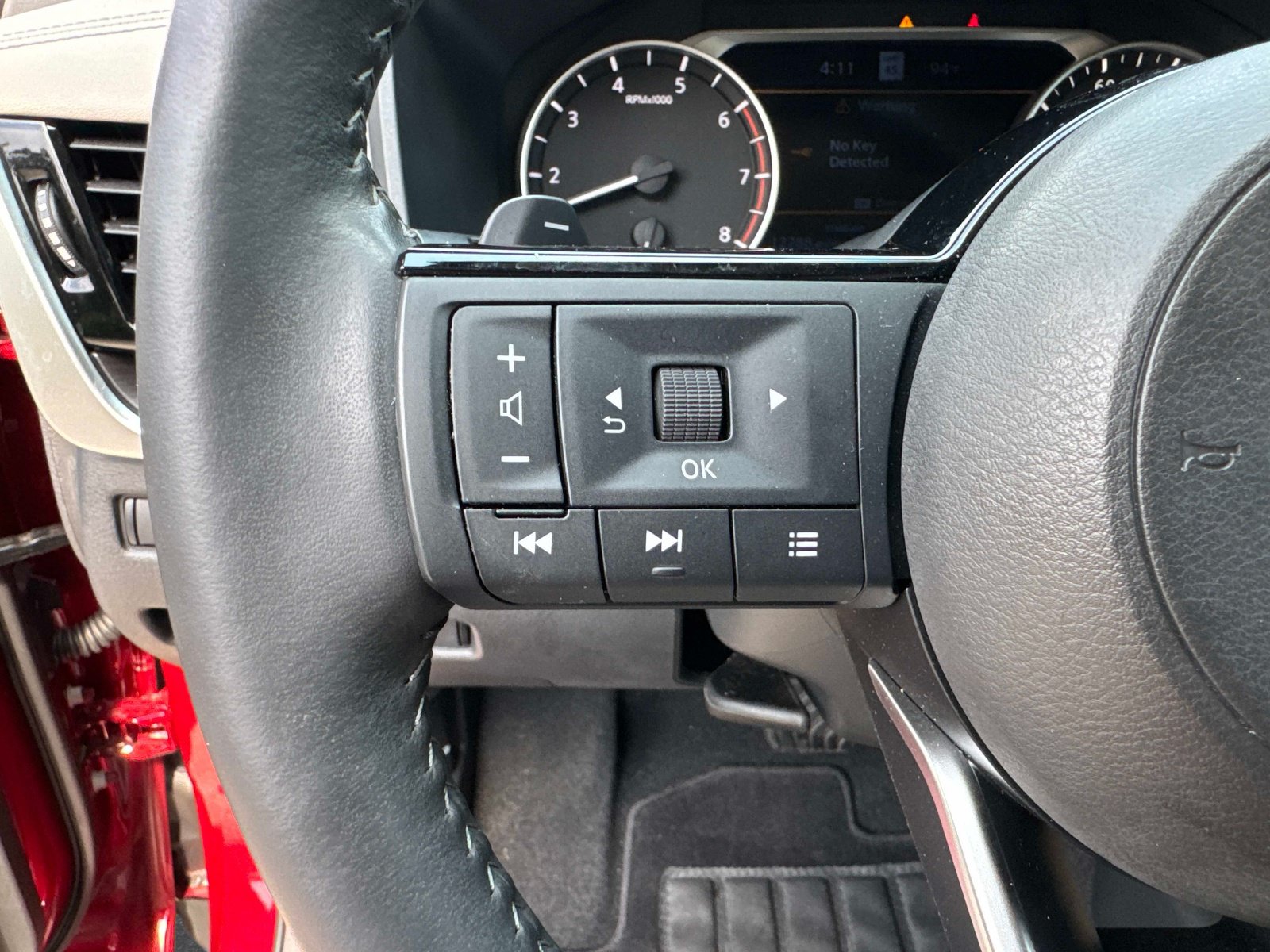 Used 2021 Nissan Rogue SL w/ Premium Package FWD image 32