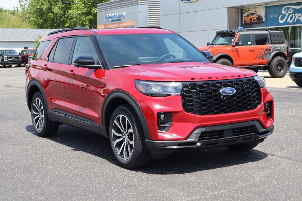 New 2026 Ford Explorer ST-Line AWD/4WD image 2