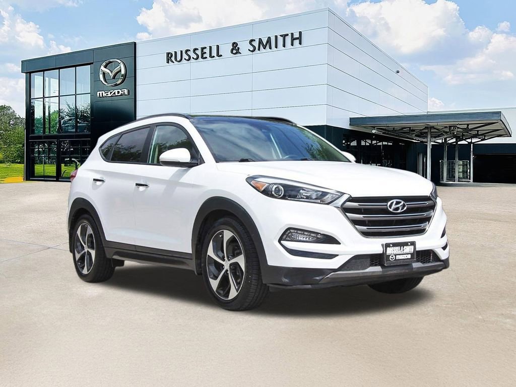 Used 2016 Hyundai Tucson Limited w/ Option Group 03 FWD image 1