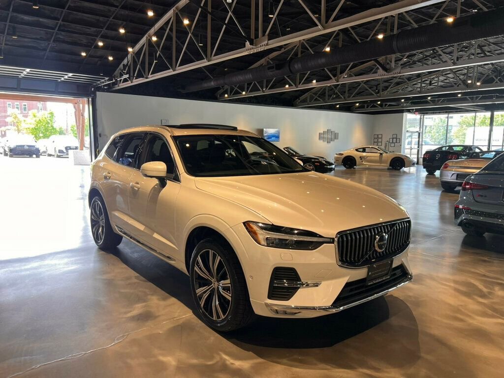 Used 2023 Volvo XC60 B5 Plus image 7