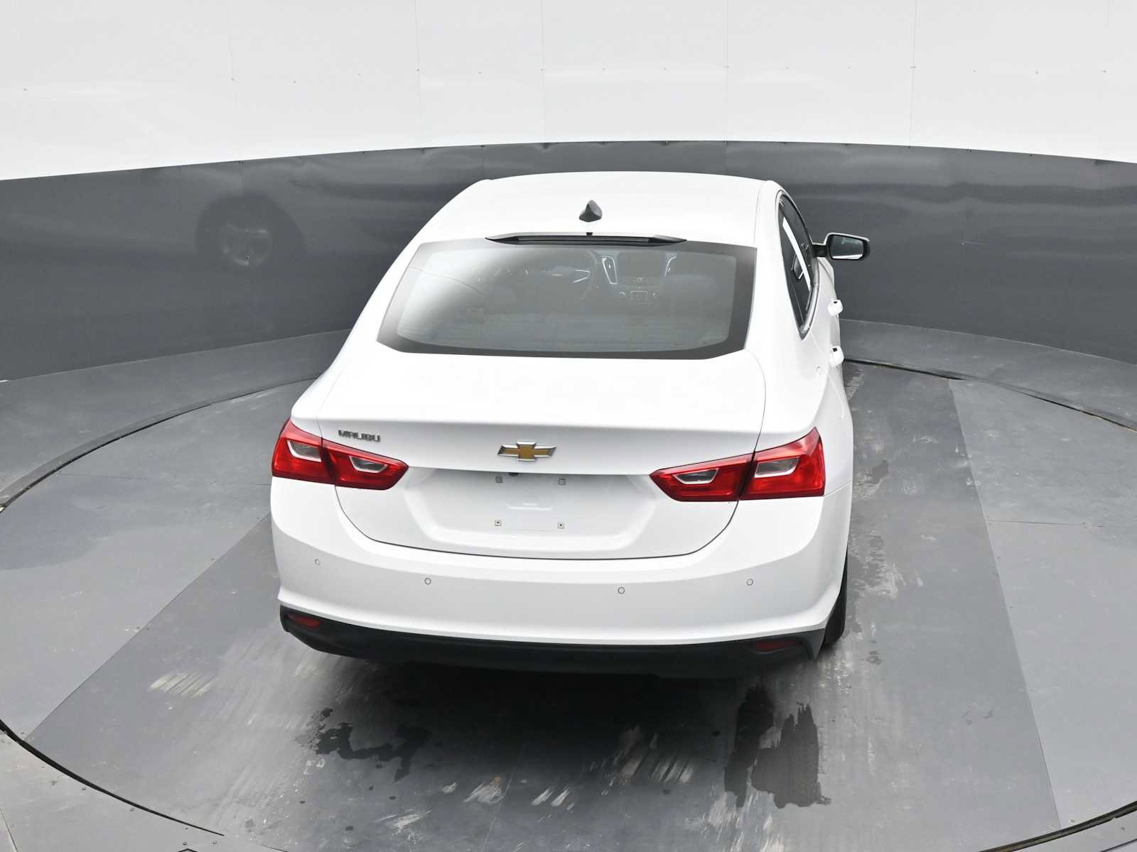 Used 2022 Chevrolet Malibu LS w/ Driver Confidence Package II image 27