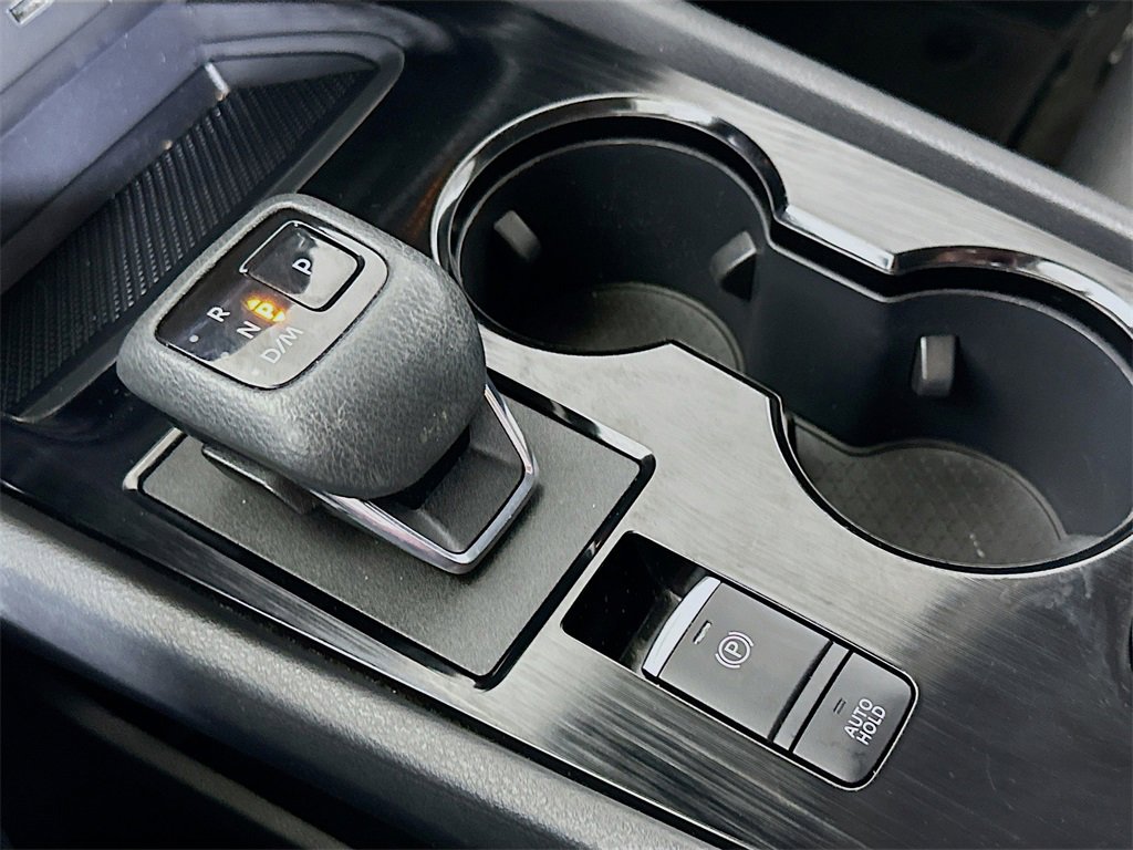 Used 2023 Nissan Rogue SV w/ SV Premium Package image 31