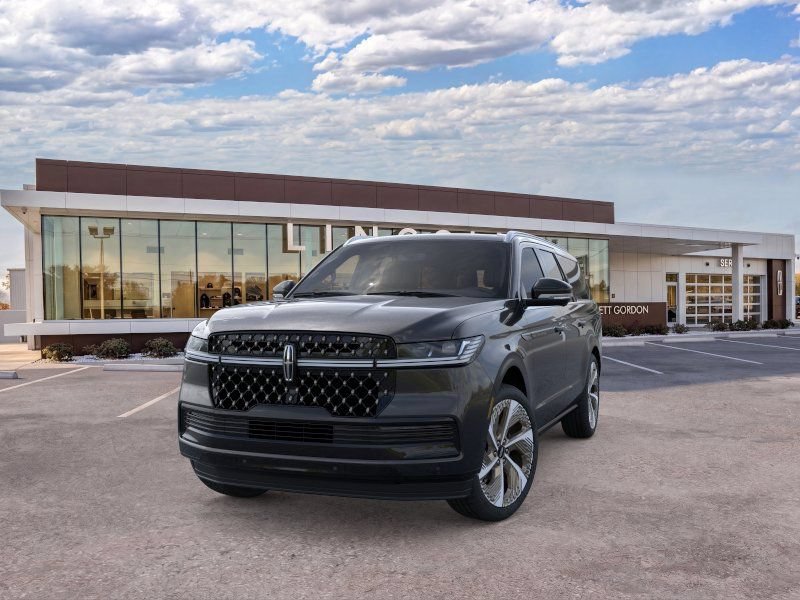New 2026 Lincoln Navigator L Black Label AWD/4WD image 2