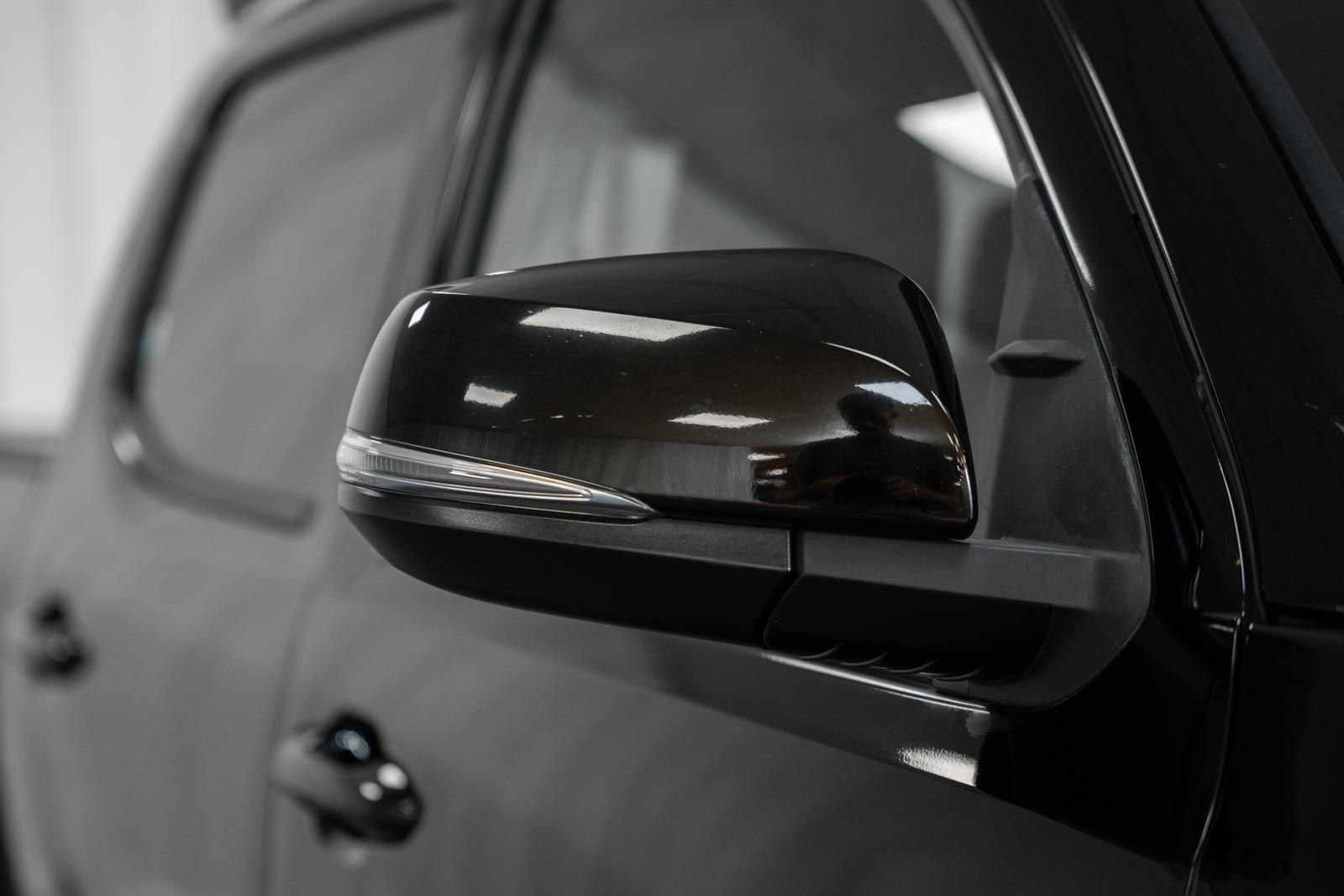 Used 2017 Toyota Tacoma TRD Off-Road w/ Tow Package (A/T) image 19