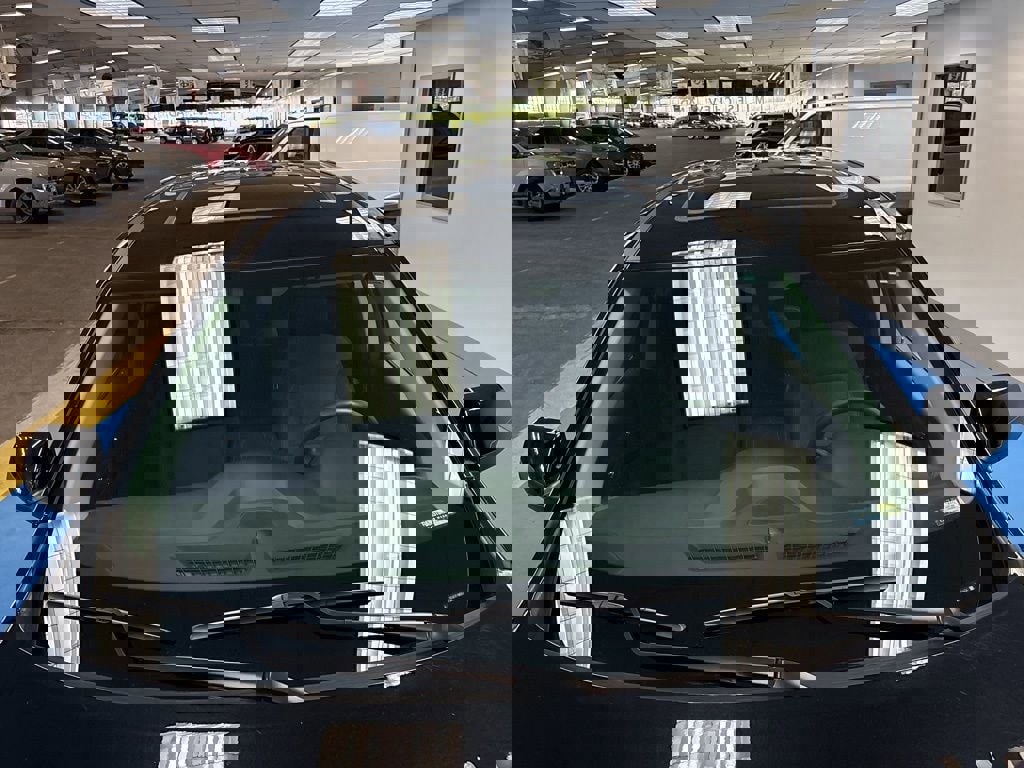 Used 2021 Chevrolet Traverse LS image 13