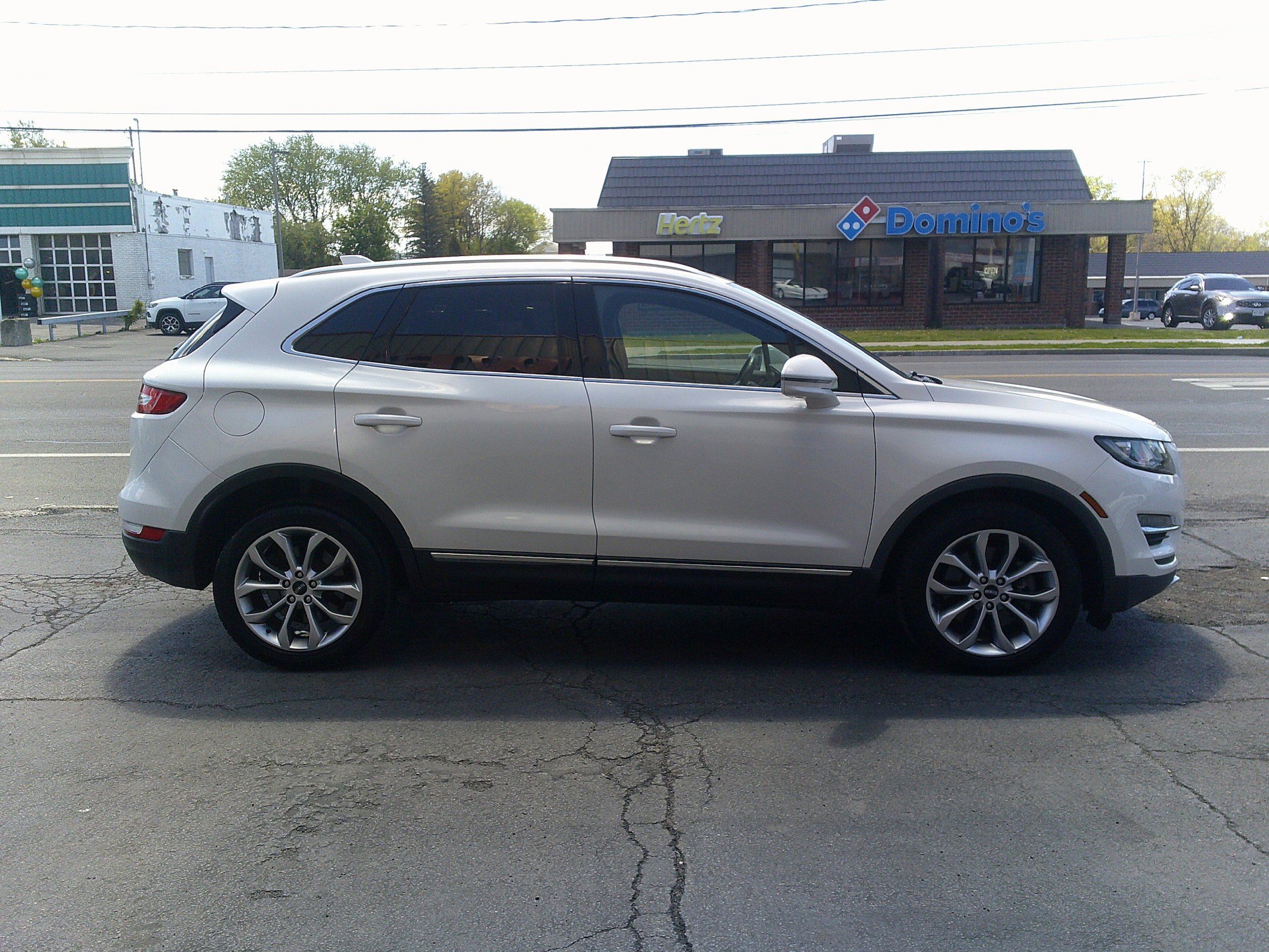Used 2019 Lincoln MKC Select w/ Select Plus Package AWD/4WD image 6