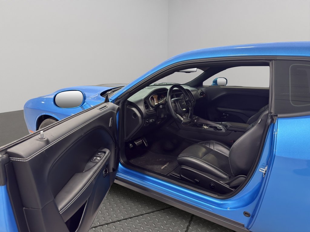 Used 2023 Dodge Challenger SRT Hellcat RWD image 4