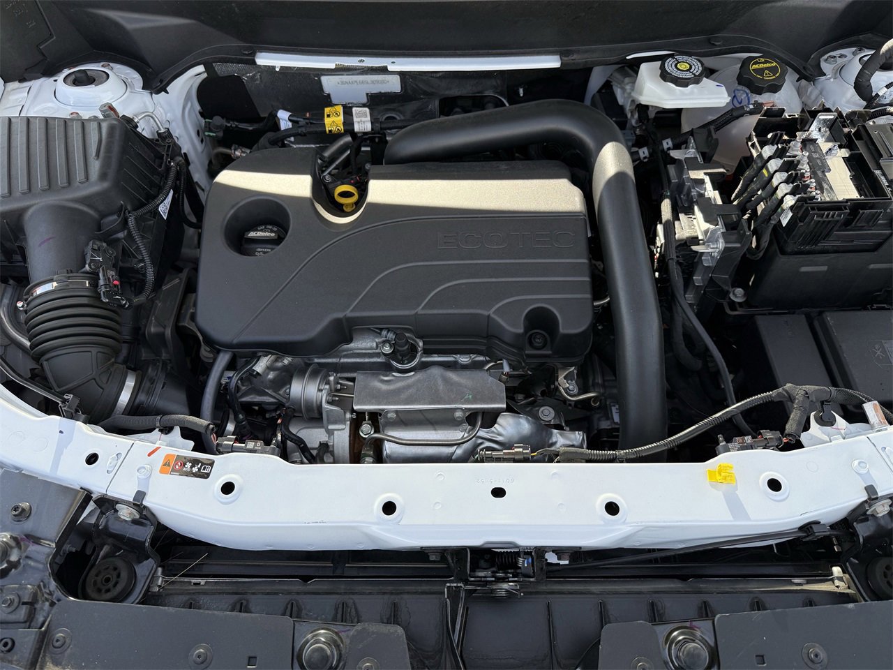 Used 2025 Chevrolet Equinox LT image 28