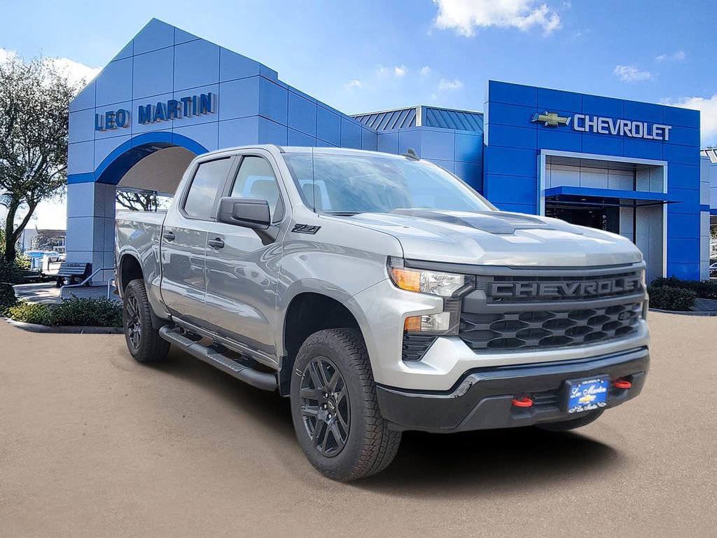 New 2026 Chevrolet Silverado 1500 Custom Trail Boss w/ LPO, Dark Essentials Package image 2