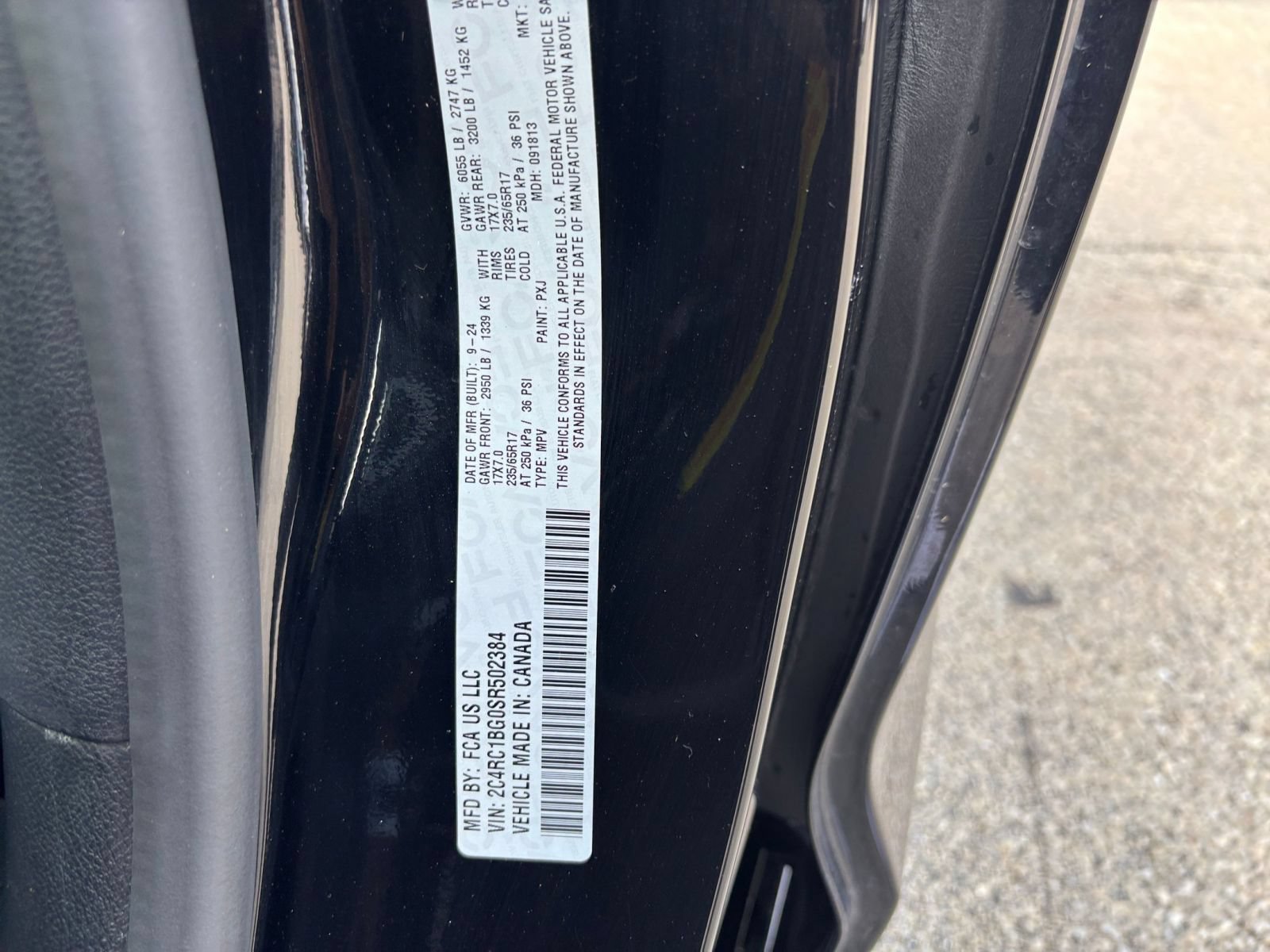 Used 2025 Chrysler Pacifica Select FWD image 31