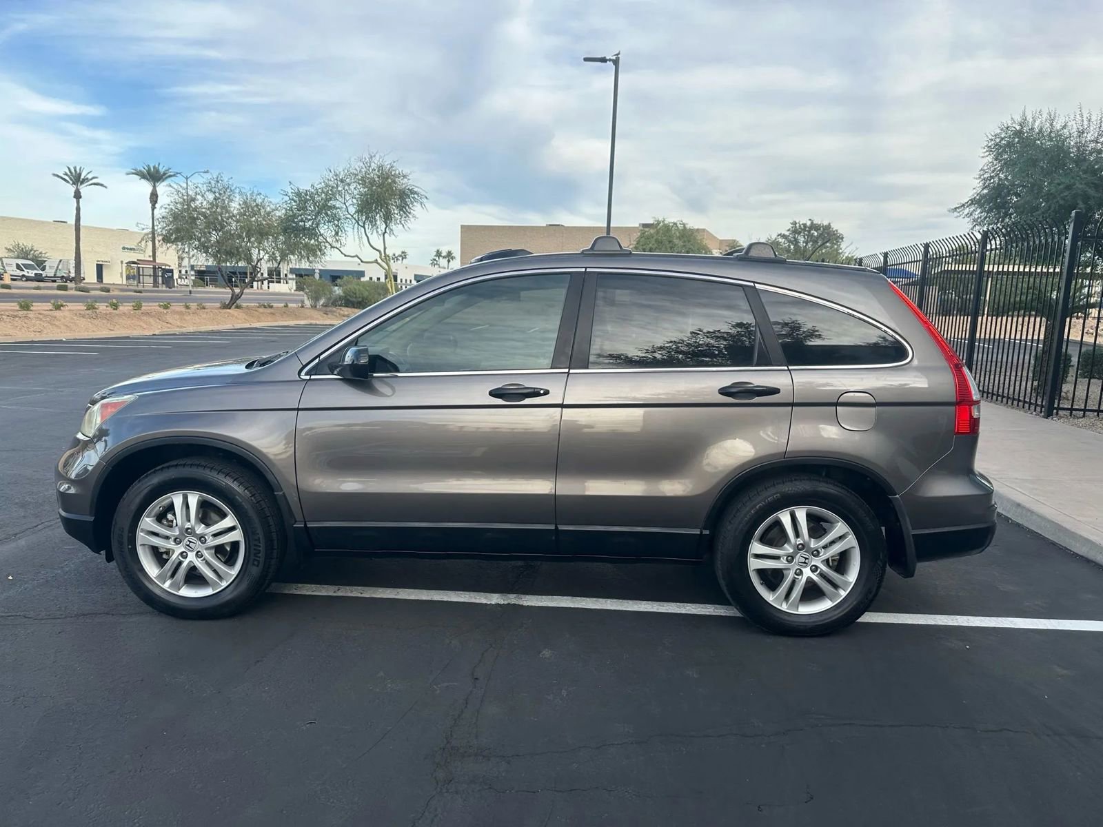 Used 2010 Honda CR-V EX image 6