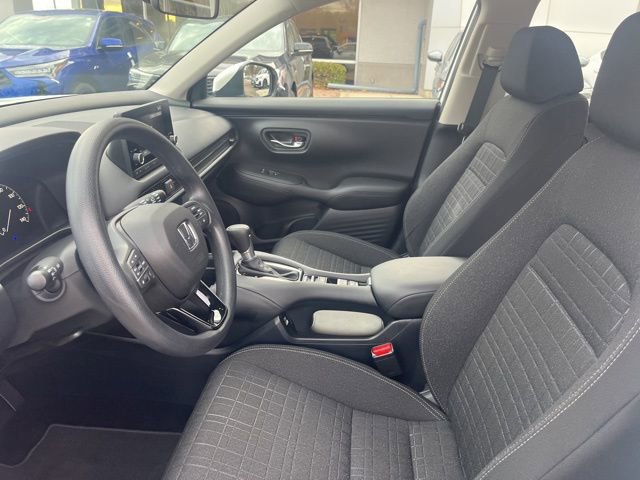 Used 2023 Honda HR-V LX image 30