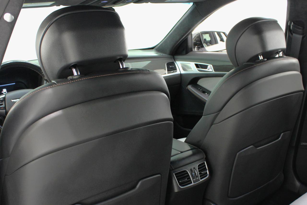 Used 2019 Genesis G80 3.3T Sport image 38