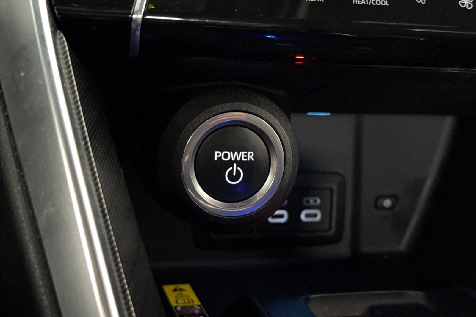 Certified 2024 Toyota Venza Limited AWD/4WD image 34