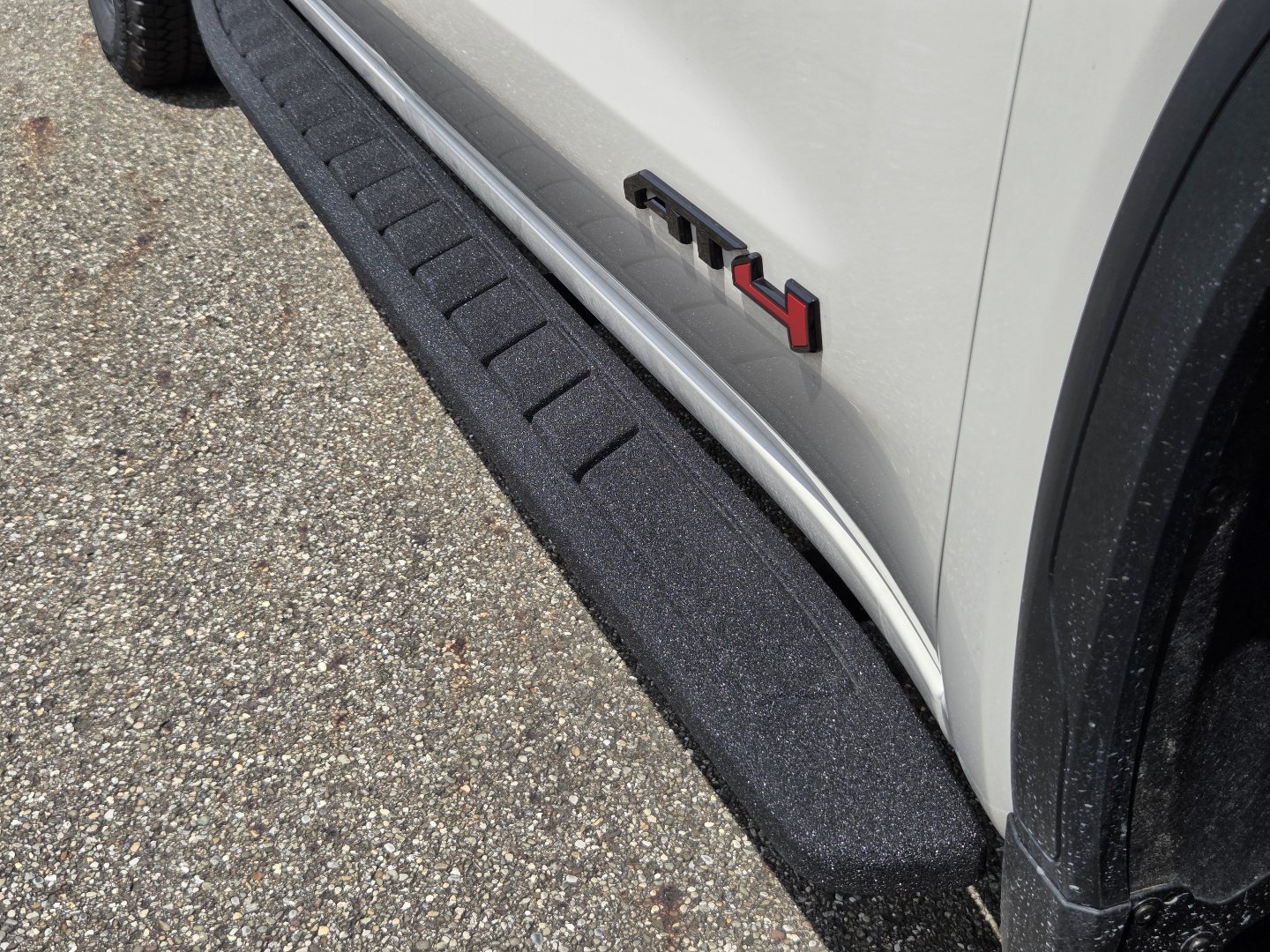 New 2026 GMC Sierra 1500 AT4 w/ AT4 Premium Package AWD/4WD image 23