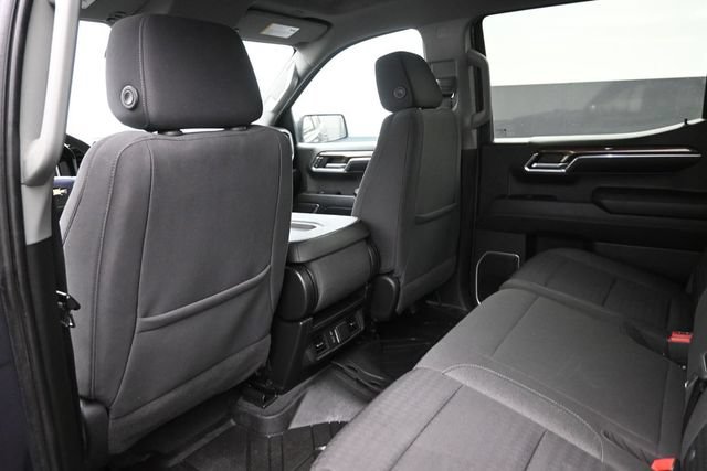 Used 2023 Chevrolet Silverado 1500 LT AWD/4WD image 25