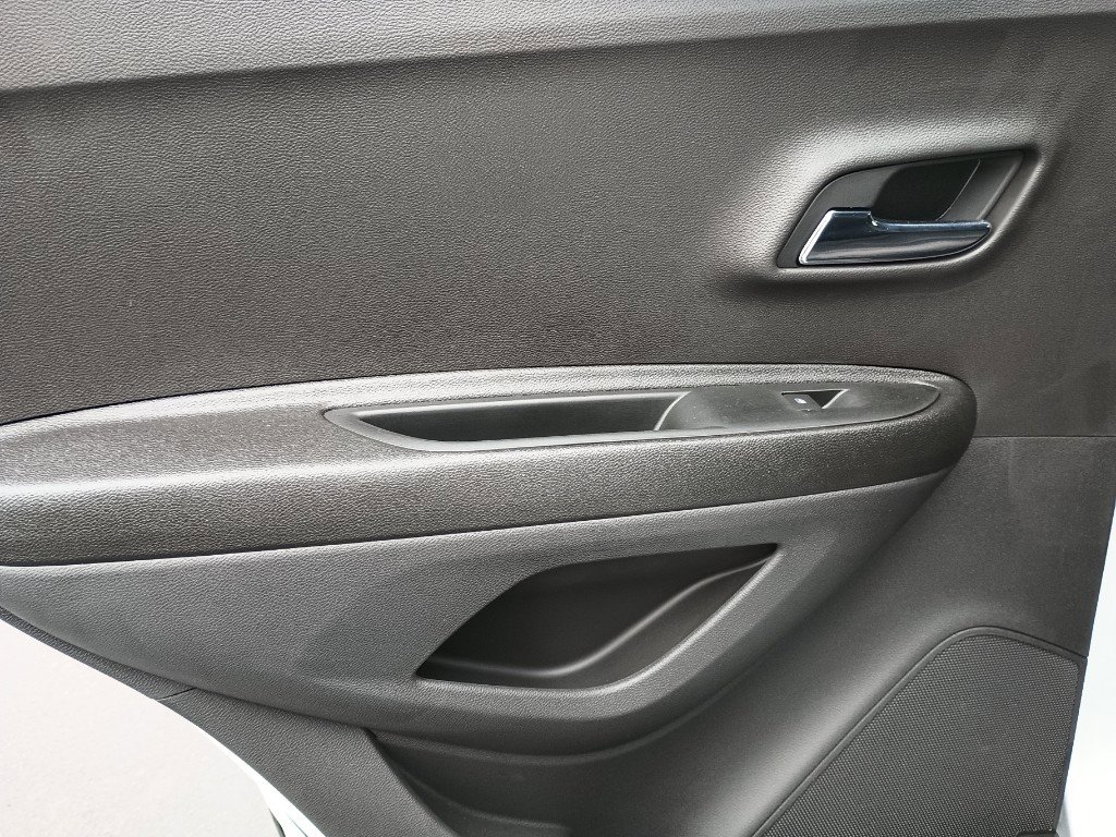 Used 2020 Chevrolet Trax Premier image 27