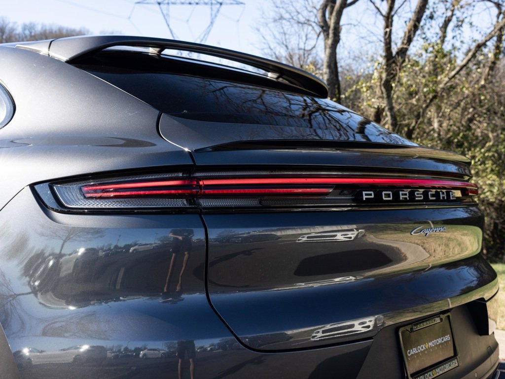 Used 2024 Porsche Cayenne Coupe image 55