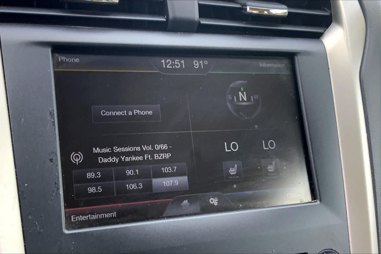 Used 2016 Ford Fusion SE w/ Equipment Group 202A FWD image 28