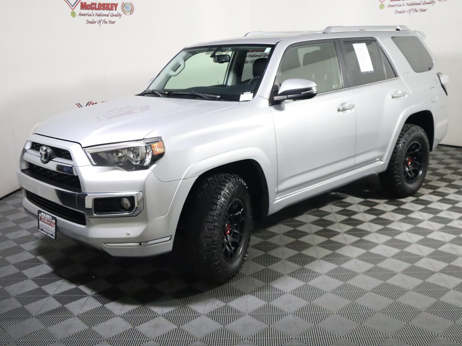 Used 2016 Toyota 4Runner Limited AWD/4WD image 16