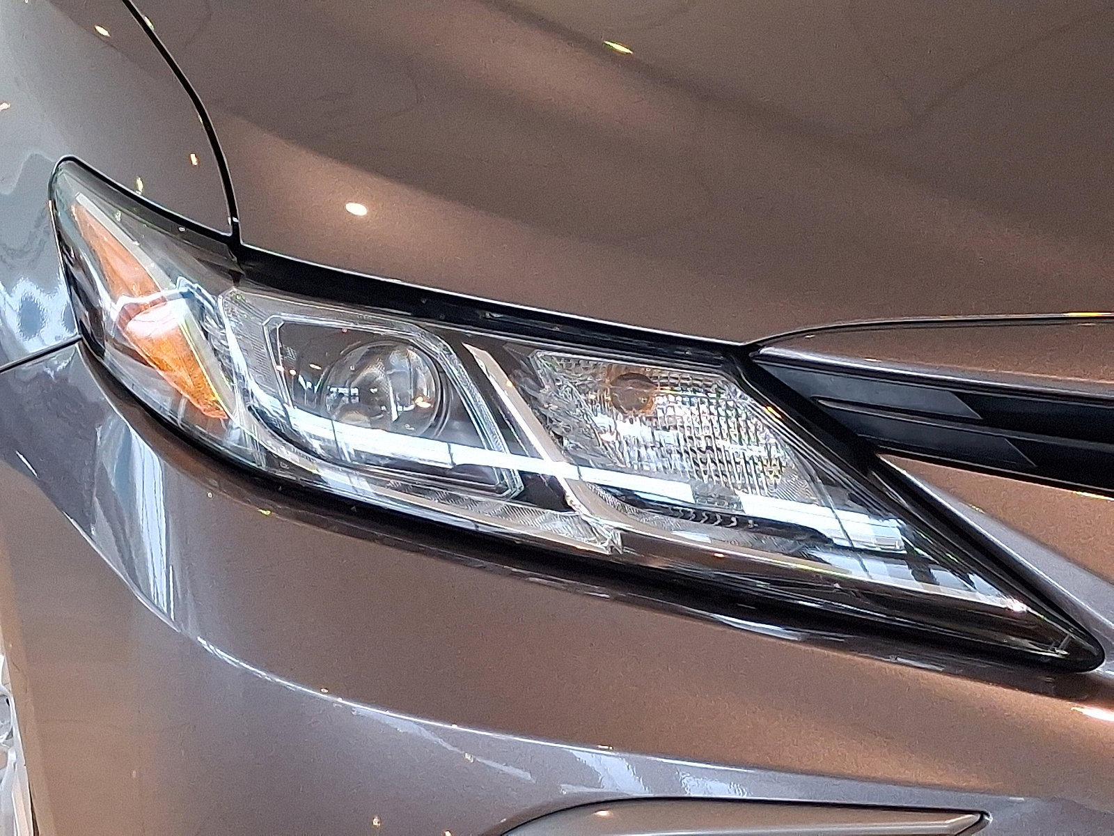 Used 2022 Toyota Camry LE AWD/4WD image 11