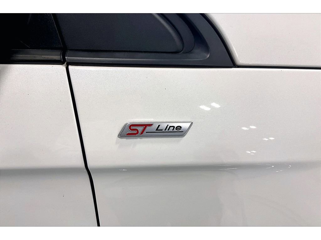 Used 2022 Ford Edge ST-Line image 10