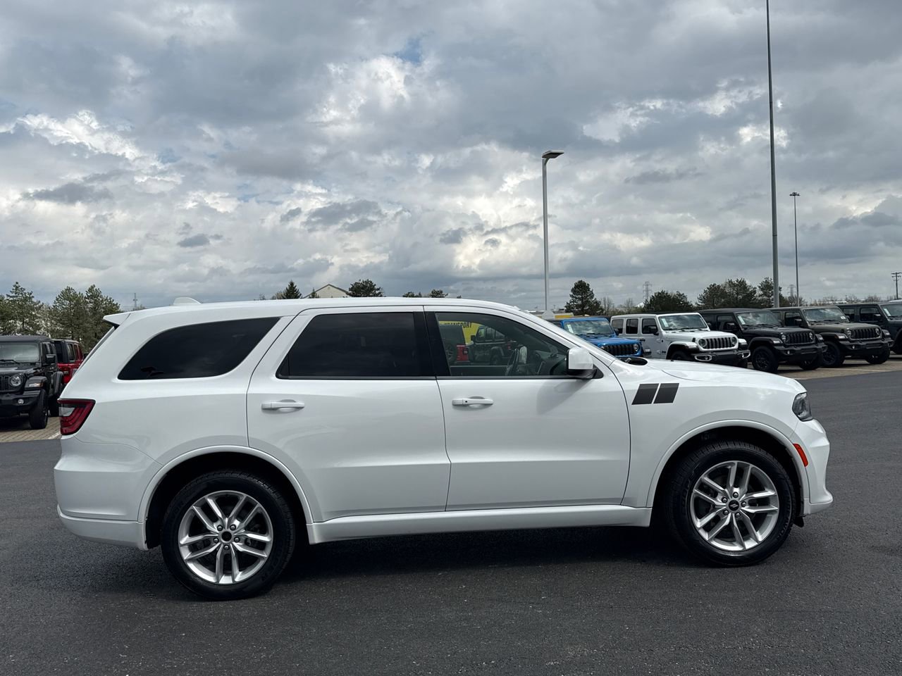 Used 2022 Dodge Durango GT image 2