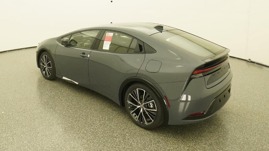 New 2026 Toyota Prius XLE FWD image 5