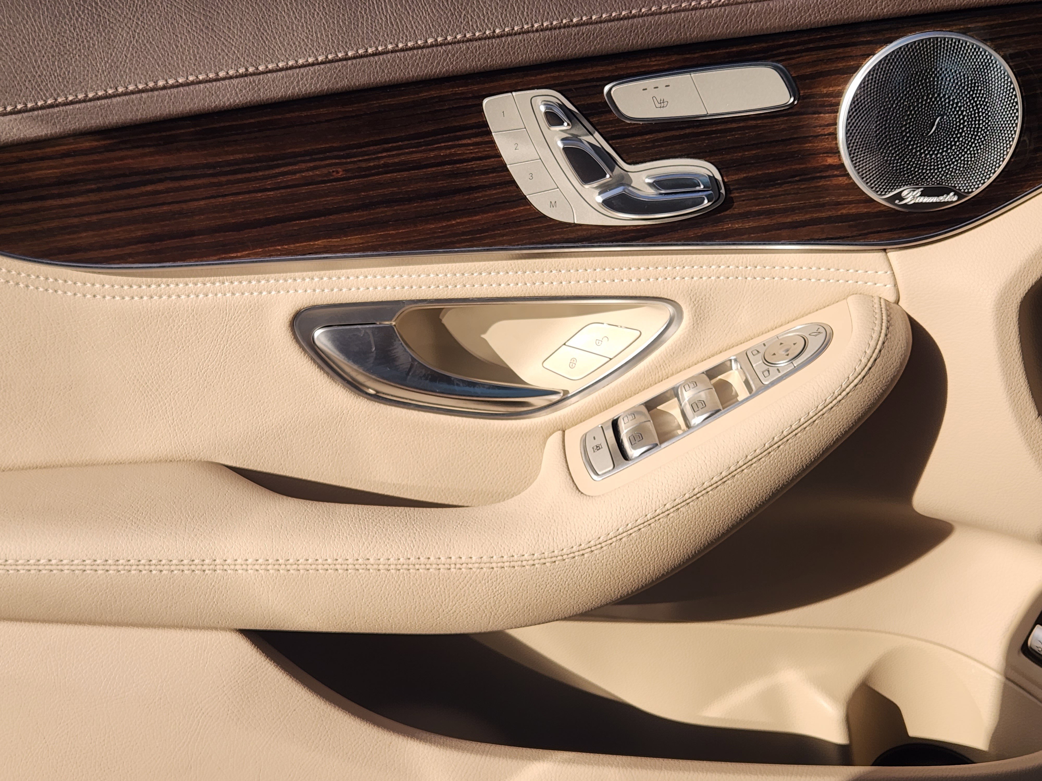 Used 2015 Mercedes-Benz C 300 4MATIC Sedan image 23