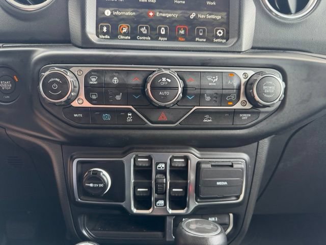 Used 2023 Jeep Wrangler Unlimited Sahara w/ Cold Weather Group AWD/4WD image 41
