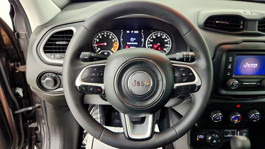 Used 2019 Jeep Renegade Sport AWD/4WD image 13