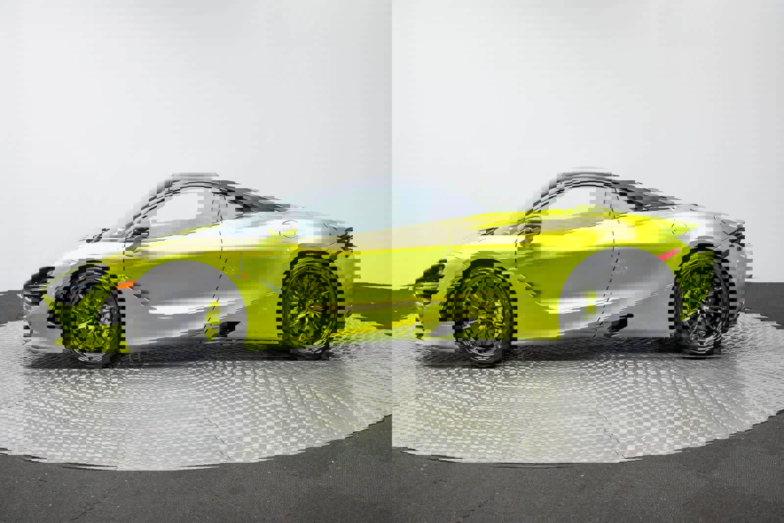 Used 2023 McLaren 720S Performance image 53