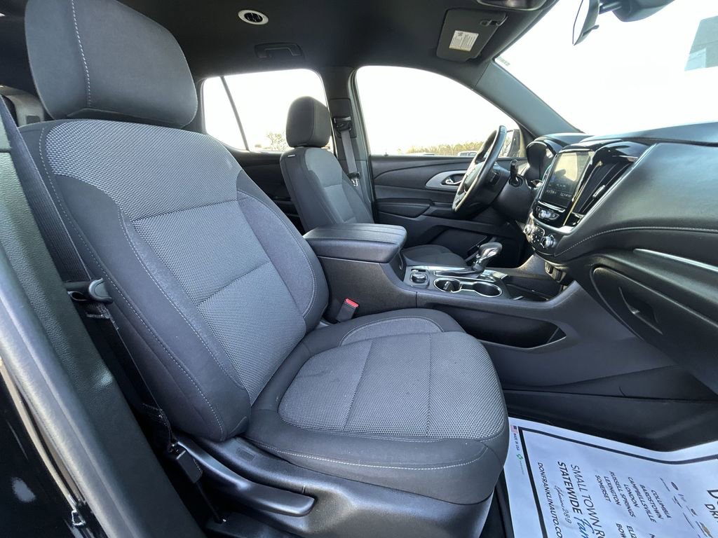 Used 2023 Chevrolet Traverse LT AWD/4WD image 30