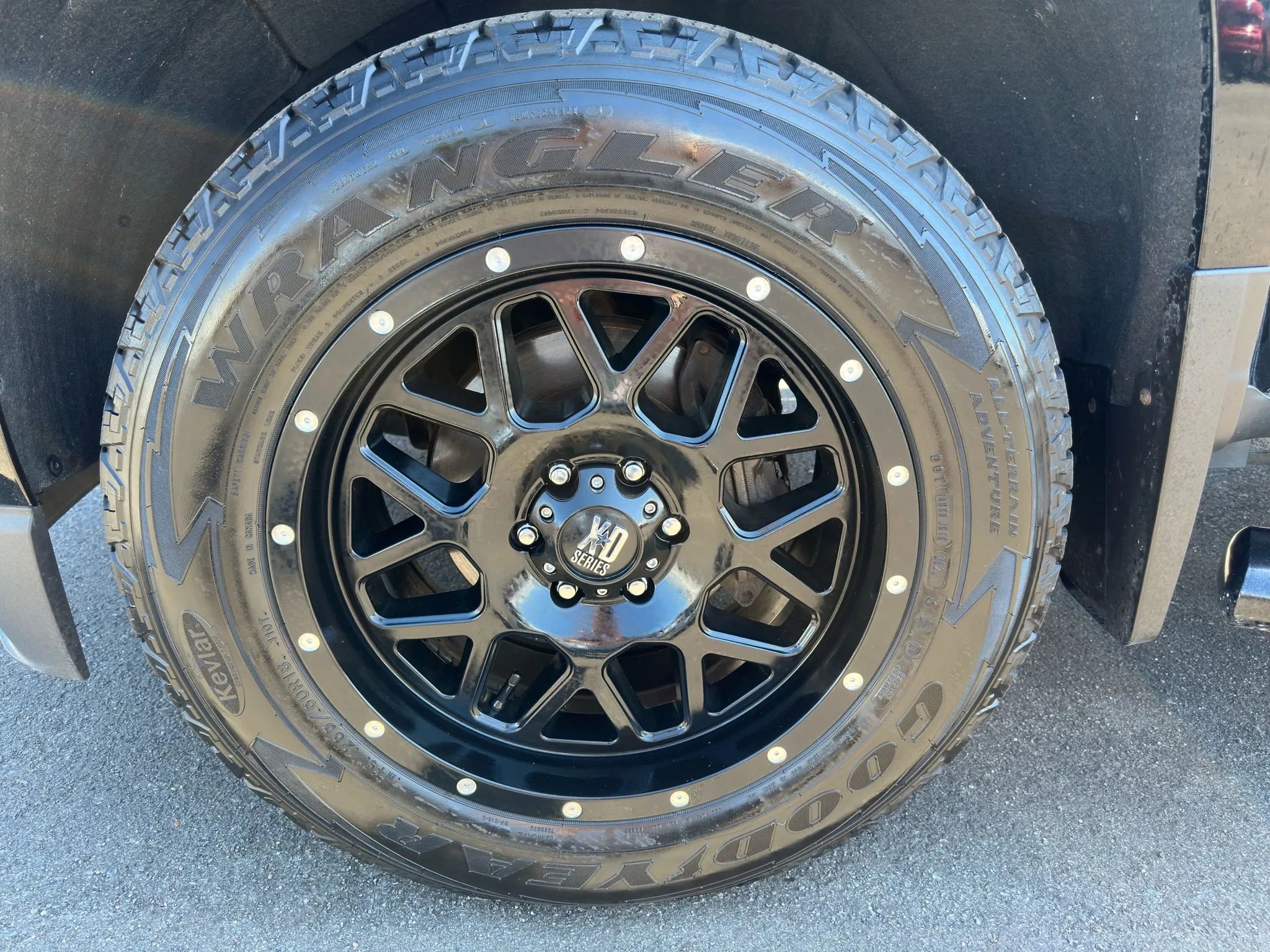 Used 2018 GMC Canyon SLE w/ SLE Convenience Package image 26