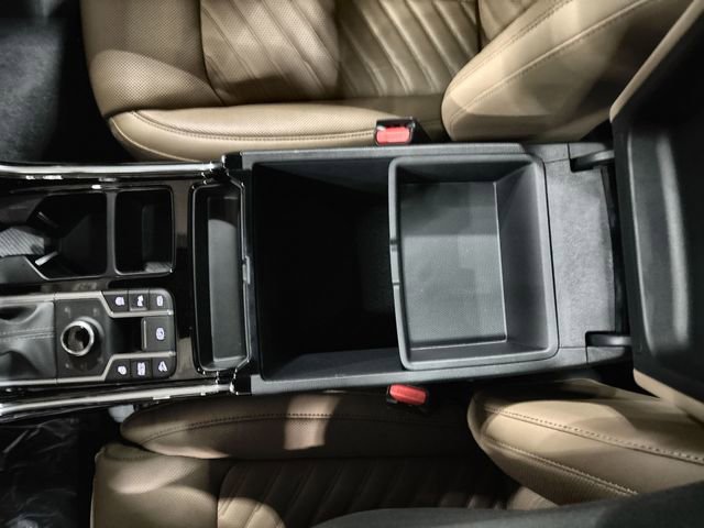 Certified 2025 Kia Sorento SX Prestige w/ Olive Brown Leather Package AWD/4WD image 25