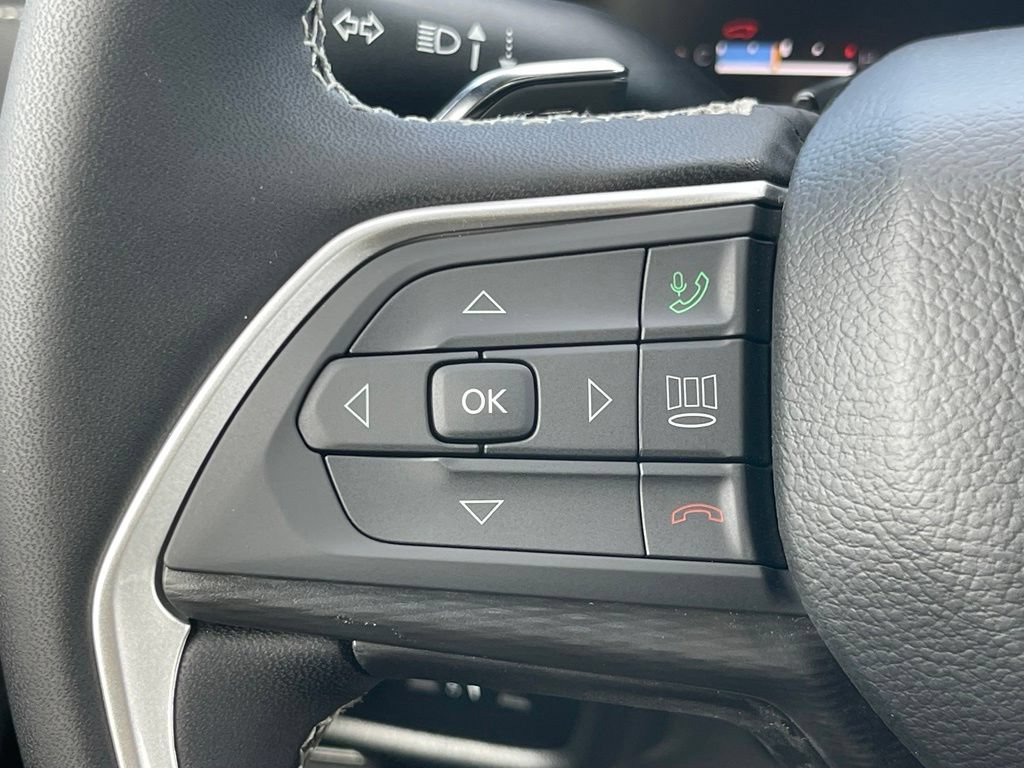 New 2026 Jeep Grand Cherokee Laredo RWD image 21
