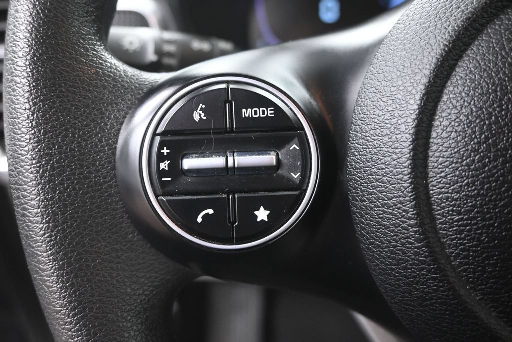 Used 2023 Kia Soul LX FWD image 23