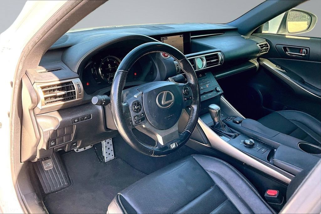 Used 2016 Lexus IS 200t RWD image 4