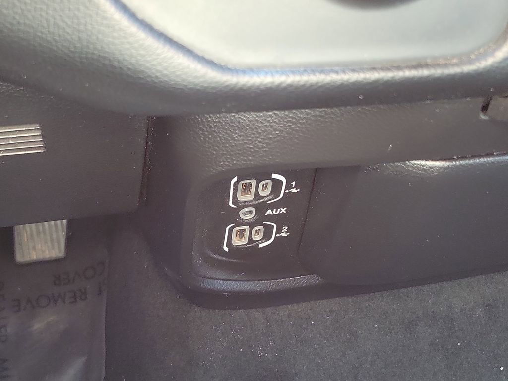 Used 2021 RAM 1500 Big Horn image 32