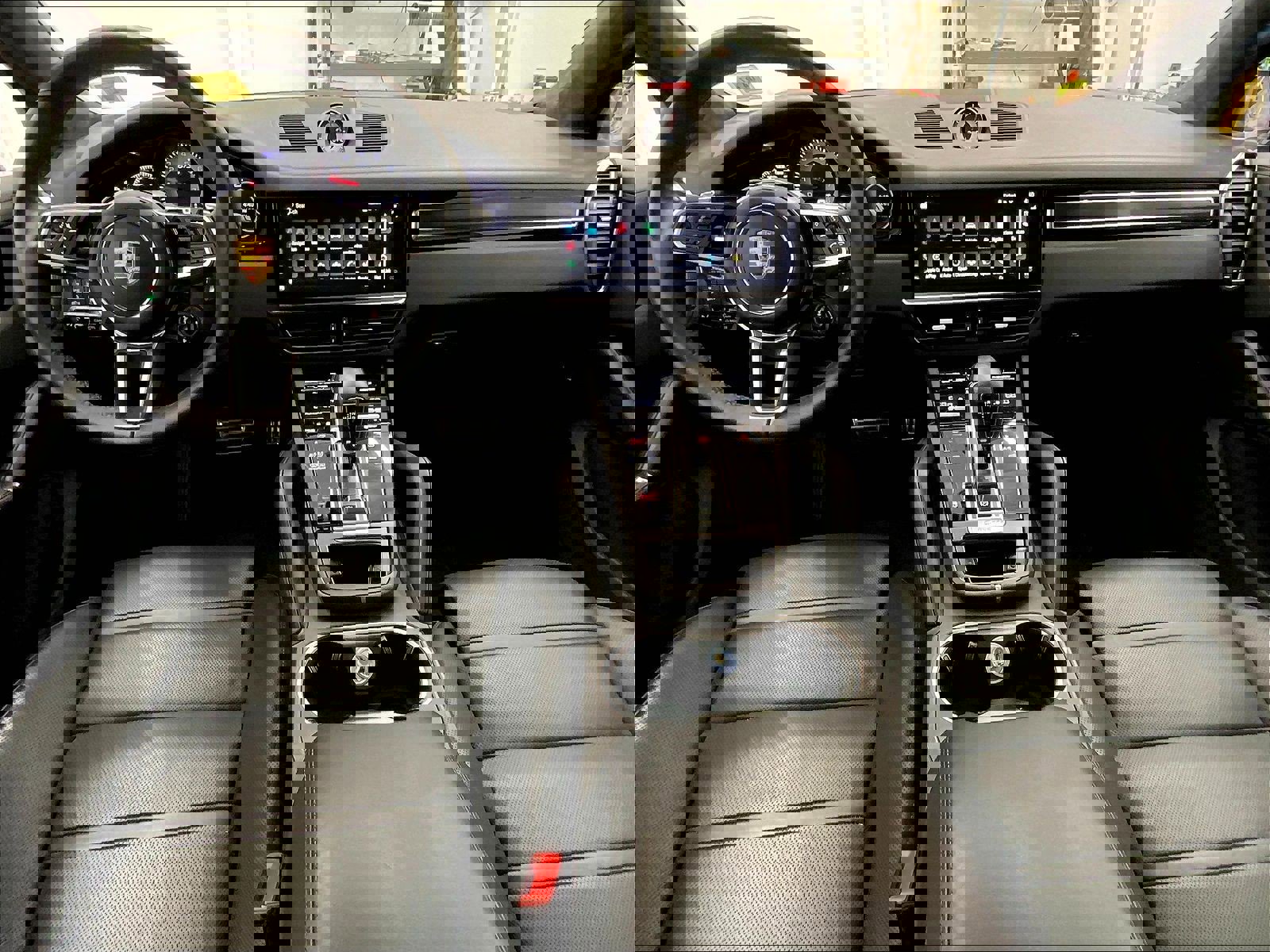 Used 2023 Porsche Cayenne GTS image 14